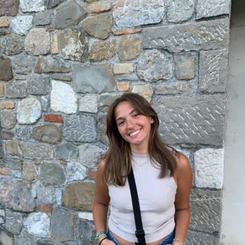 Babysitter in Tourcoing: Chiara