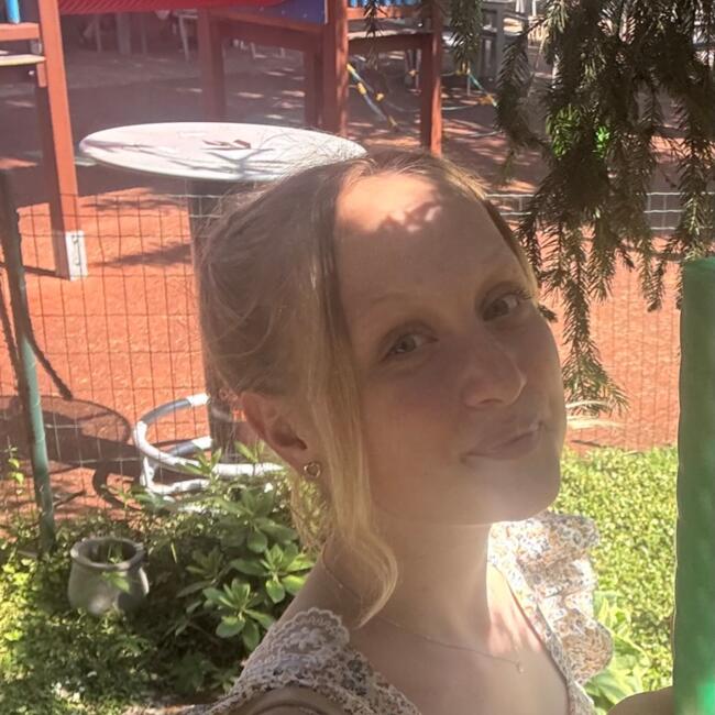 Babysitter in Věchnov: Kristýna