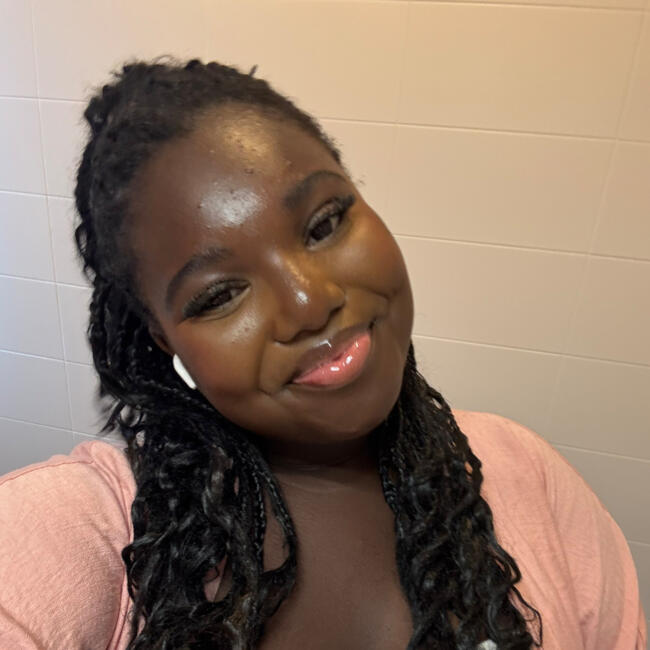 Babysitter in Saint-Sébastien-sur-Loire: Marie-Célia