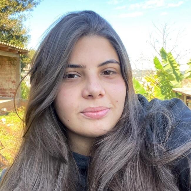 Babá em Francisco Beltrão: Suzany Bianquim