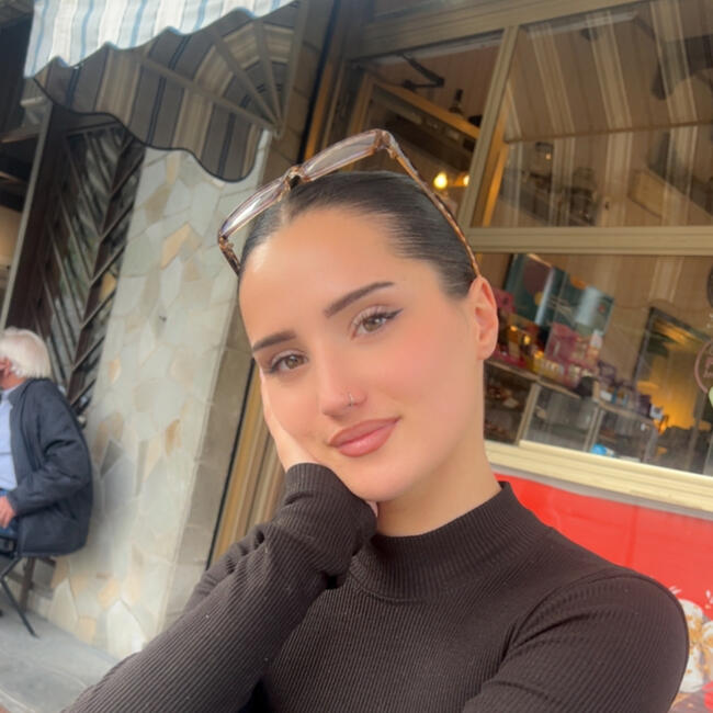 Babysitter in Turin: Laura