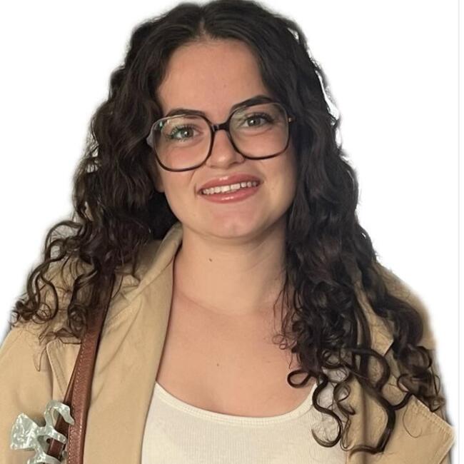Babysitter in Joinville-le-Pont: Romane