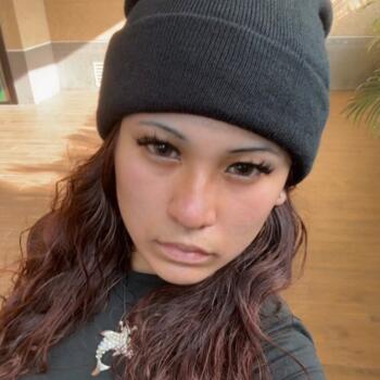 Babysitter in Singapore Island: Avril Mae
