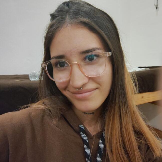 Babysitter in San Luis: Agustina