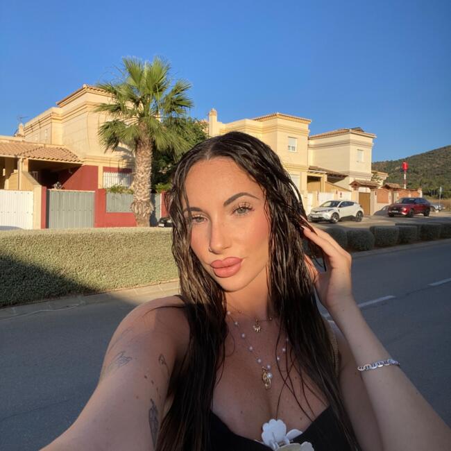 Canguro en Alhaurín de la Torre: Laura