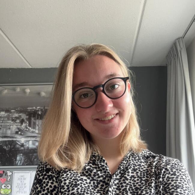 Babysitter in Dalfsen: Karianne