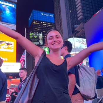 Babysitter in Sigean: Melia