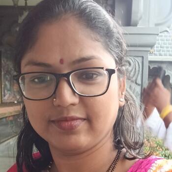 Babysitter in Kalyān: Milan