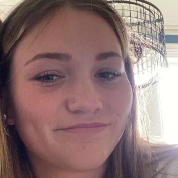 Babysitter in Marton: Sophia