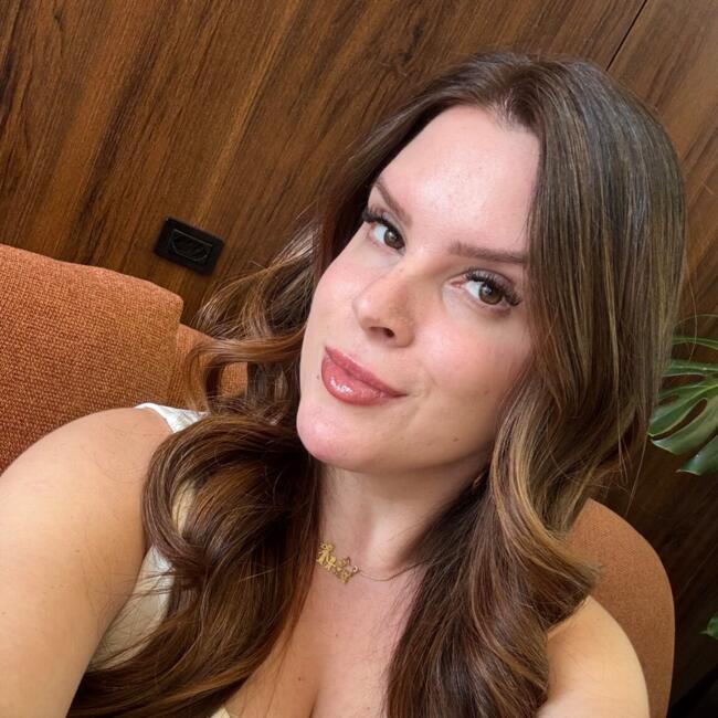 Babysitting job in Itajaí: Isabela