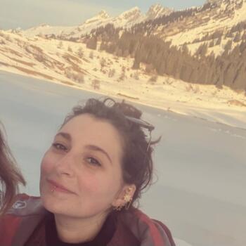 Babysitter in Tours: Lea