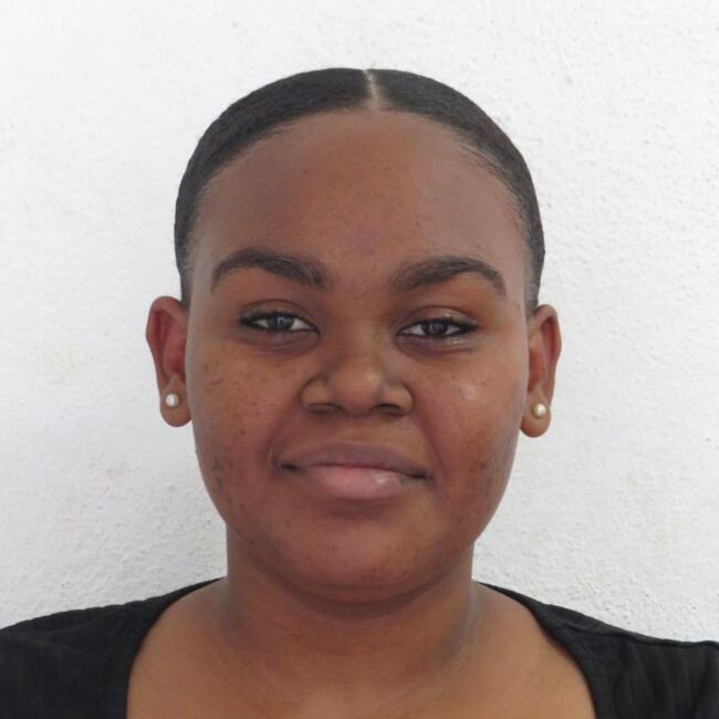 Babysitter in Toulouse: Houria