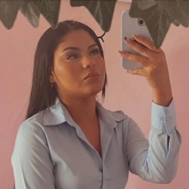 Babysitter in Jundiaí: ISABELLY