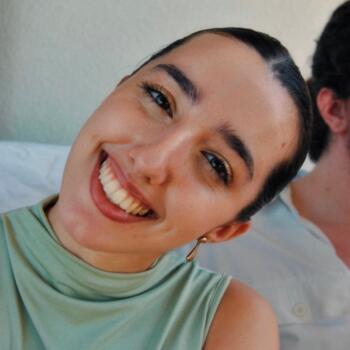 Babysitter in Vila Real: Lara