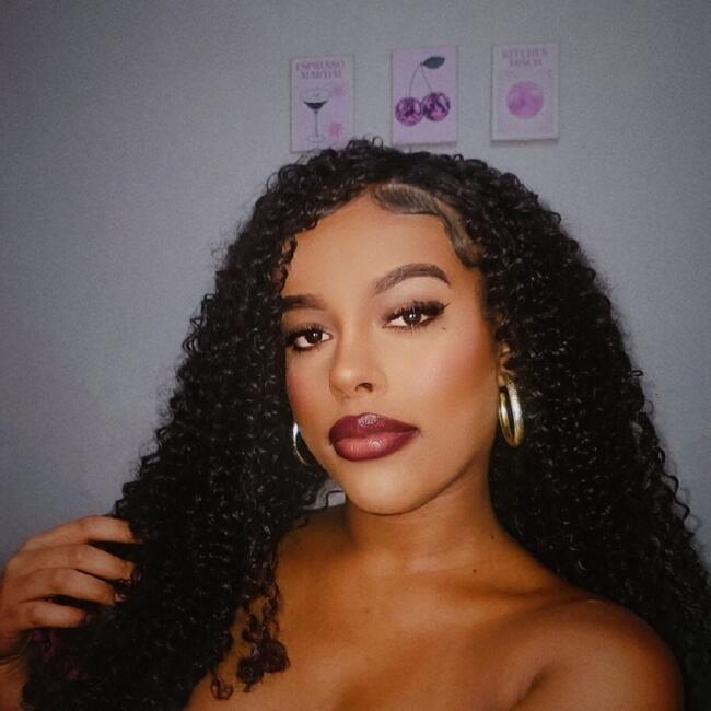 Babysitter in Itaquaquecetuba: Bella