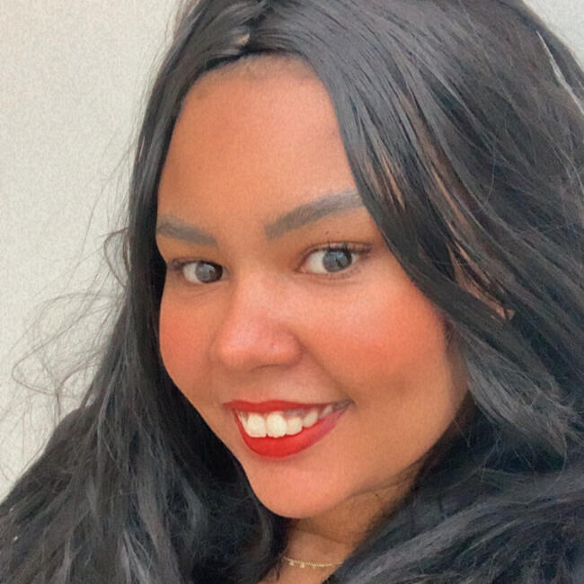 Emprego de babá em Limeira: Yasana