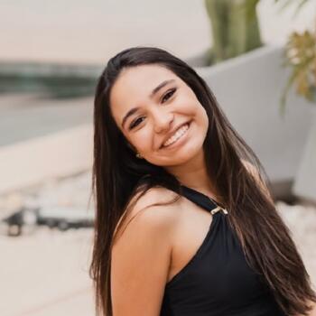 Babá em Goiânia: Manuela