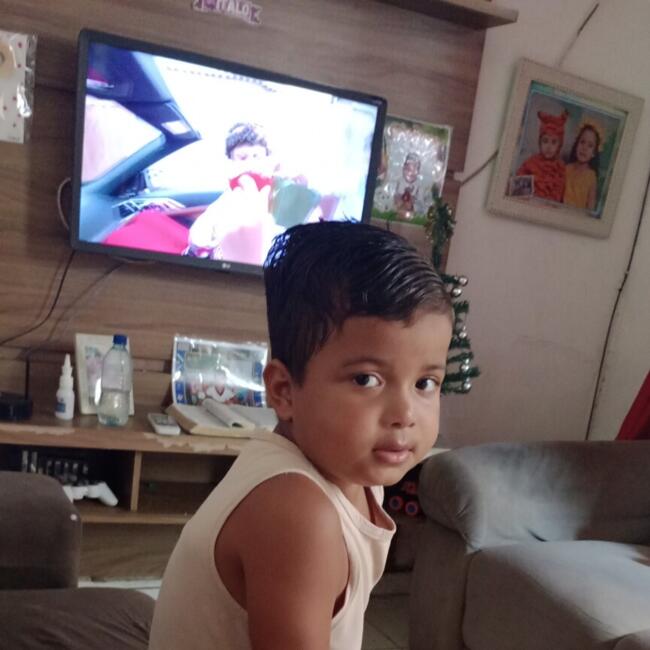 Babysitting job in Guarujá: GLAUCIENE