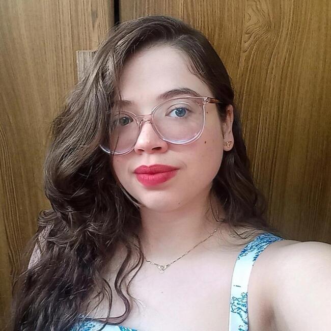 Babysitter in Belo Horizonte: Mariana