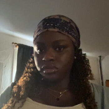 Babysitter Croydon: Amirah