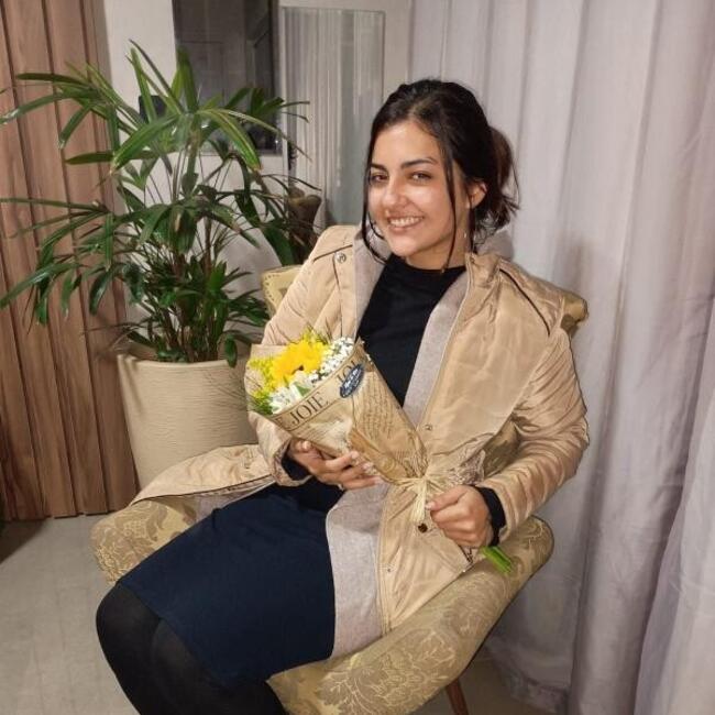 Babysitter in Balneário Camboriú: Stefani Oliveira