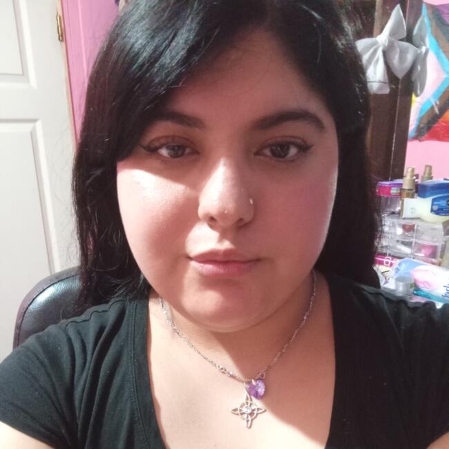 Babysitter in Curicó: Yarela cabello