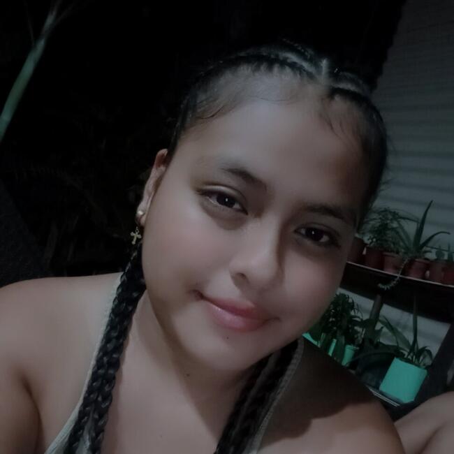 Babysitter in Puerto Caimito: Yamileth