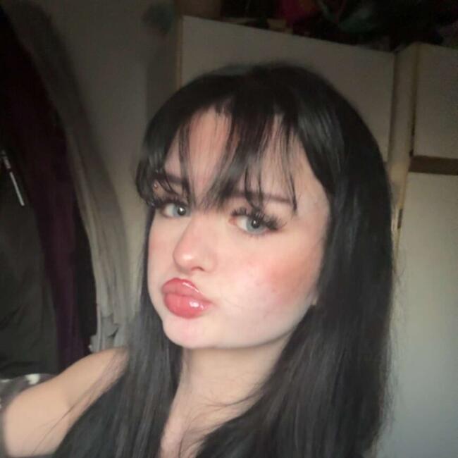 Babysitter in Pontypool: Rubie