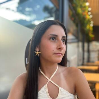 Babysitter in Foix: Julie