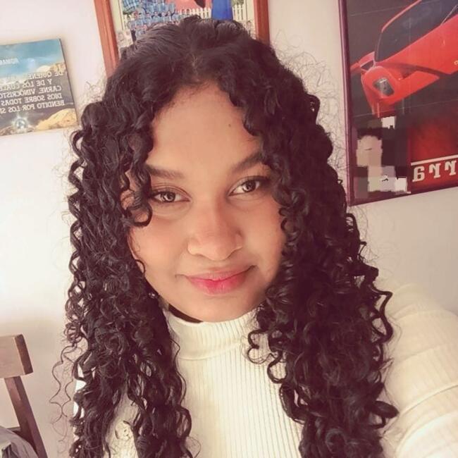 Babysitter in Medellín: Keren