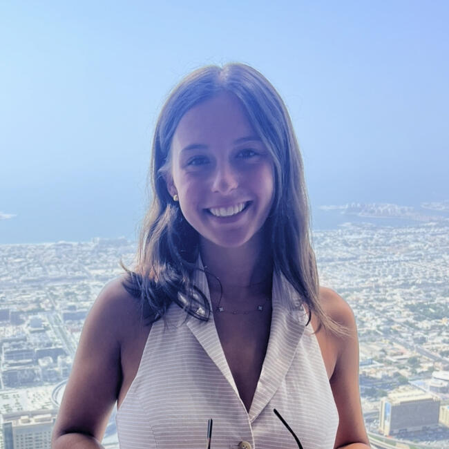 Babysitter in Saint-Nicolas-de-Port: Louna