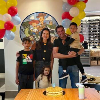 Emprego de babá em Resende: emprego de babá Cristiana