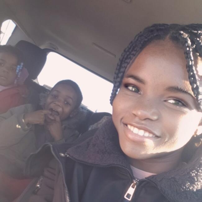 Baby-sitter in Moncton: Nkeh