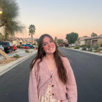 Babysitter Wantagh: Eve