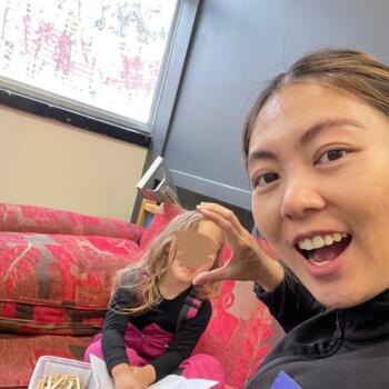 Kutchan のベビーシッター: Kathy