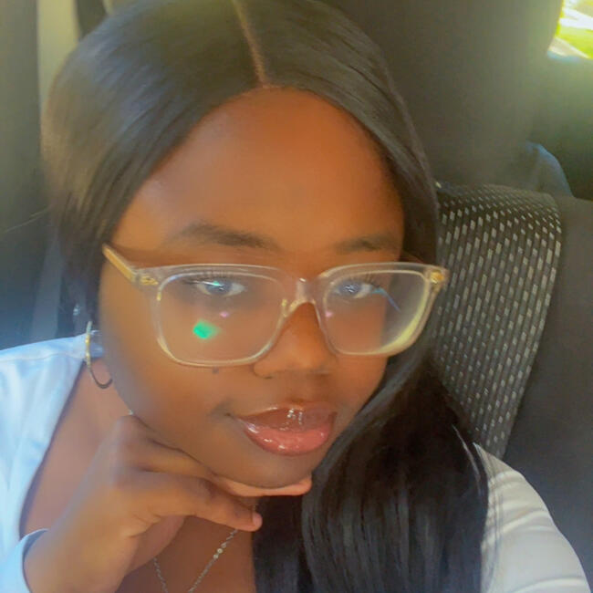 Babysitter in Toronto: Inioluwa