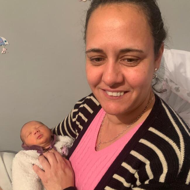 Babysitter in Campo Grande: Simone