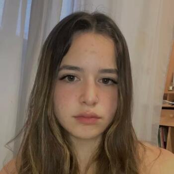 Babysitter em São Domingos de Rana: Beatriz