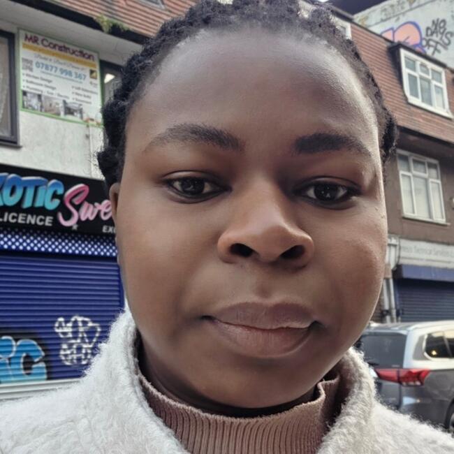 Babysitter in Brentford: Betty