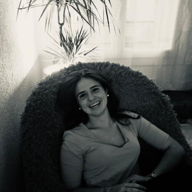 Babysitter in Bages: Noelia