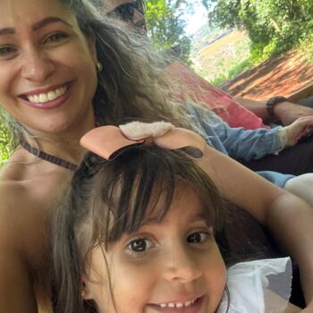 Babysitting job in Londrina: babysitting job Adrielly