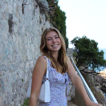 Baby-sitter in Nice: Pauline