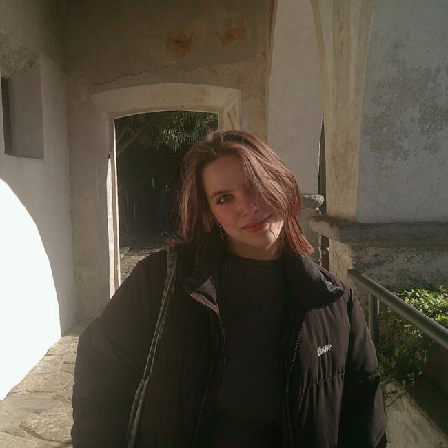 Babysitter in Casciago: Francesca