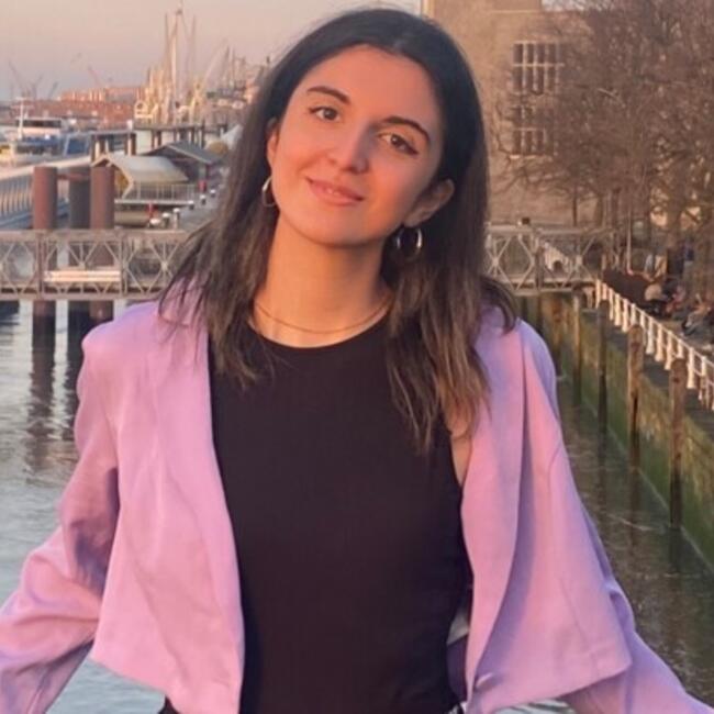 Babysitter in Haarlem: Şenel