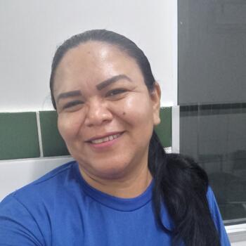 Babysitter Manaus: Nivea