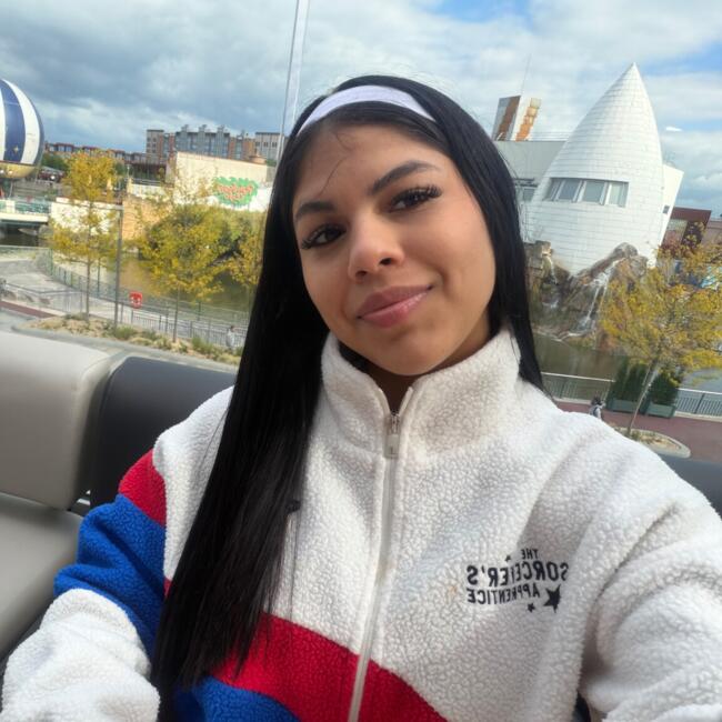 Babysitter in Champigny-sur-Marne: Maria