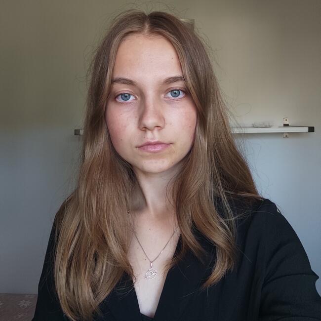 Babysitter in Meucon: Aëla
