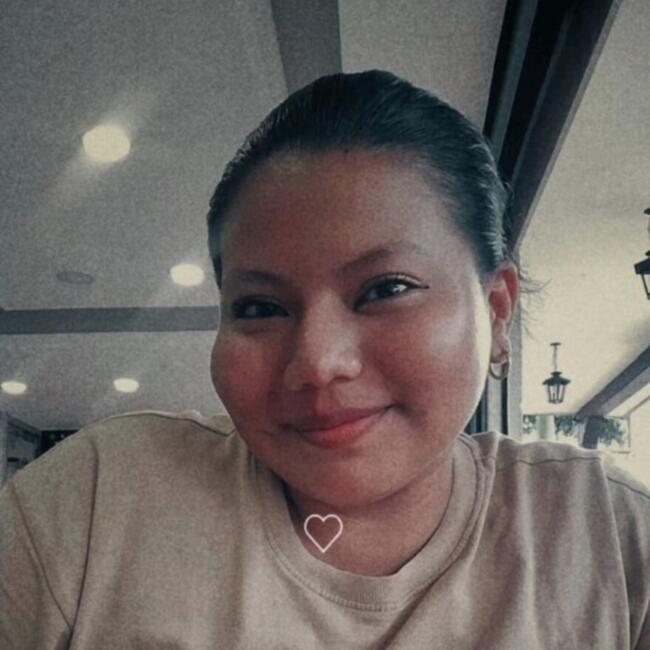 Babysitter in Warnes: Yuliana