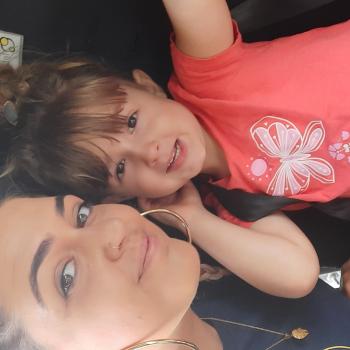 Babysitting job in Mackay: babysitting job Charné