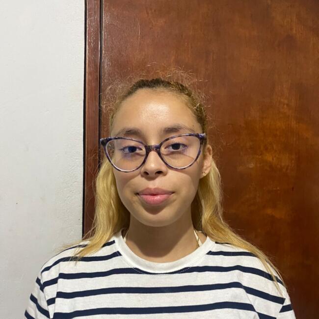 Babysitter in Lima: Camila